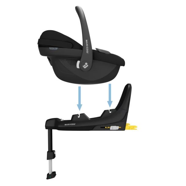 8440104110_2024_usp3_maxicosi_carseat_babycarseat_pebbles_black_tonalblack_clickandgoinstallation_side-1_6_11zon-610x610